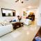 Aruba Breeze Condo B7