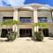 Aruba Breeze Condo B7