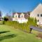 Apartment with Balcony and Lake View in Newport! - Newport