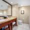 KBM Resorts FREE CAR Honua Kai Hokulani Ocean view 1-Bedroom Condo Steps to Beach HKH-238