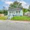 1 Mi to Stadium Home with Porch in Greenville! - غرينفيل