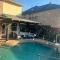 Luxurious 5-Bed villa with Pool, Jacuzzi, Media Room, Grill, and large kitchen - Frisco