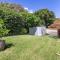 139 Government Rd - Pet Friendly, Air Con, WiFi, Water views