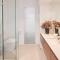 Swanston Sands - Sophisticated Comfort by the Beach