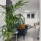 Group Friendly Comfort Central Stuttgart Apartment - Stuttgart