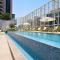 Exquisite stay in Downtown Burj Khalifa Views with stunning pool - 迪拜