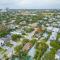 BnB Hyperion - Stylish Apartment Steps from Beach - Форт-Лодердейл