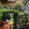 Bilya Richky Hotel - Kamianets-Podilskyi