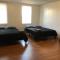 Large and private apartment that sleeps up to 10 people comfortably with direct NYC Manhattan train only 5 minute walk away - 伊丽莎白