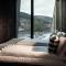 Elva Hotel