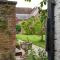 The Cycling Cottage, Surrey Hills AONB, Dorking - 多尔金