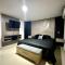 Moderno Apt. Balcón con vista, rápido WiFi y AC - 恩维加多