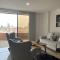 Moderno Apt. Balcón con vista, rápido WiFi y AC - 恩维加多