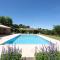 Semi-detached provencal farm with swimming pool