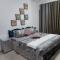 Large Private Room With Ensuite Bathroom at Sharjah-Dubai Border - 沙迦