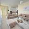 Villa Harmony Green Coast, Palase