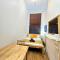 Duplex Home with 3 Bedrooms and Large Sofa-bed plus Back Patio, near Angel and King's Cross Station - 伦敦