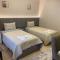 Holy Sheet Plus - Boutique Hotel