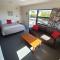 Moeraki Beach Motels - 莫拉基