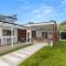 Callala Bay Gem - Jervis Bay - Pet Friendly Getaway with Spa