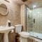 3BD Quiet Suburbs Restaurants & Parks