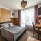 MAX Apartamenty - Pokoje - Domki - Restauracja - Basen