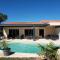 very pretty contemporary villa with pool located in Aureille in the alpilles, close to the center on foot. sleeps 4.