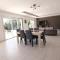very pretty contemporary villa with pool located in Aureille in the alpilles, close to the center on foot. sleeps 4.