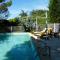 First floor of a typical house close to Aix en Provence 6 personnes - 勒鲁热新堡