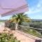 vacation home with private swimming-pool and a nice view on the luberon mountain, located in merindol, 8 persons