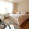Beautiful vacation rental with private pool in the heart of the city of Avignon, sleeps 8.
