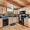 Spacious Mountain Cabin Perfect for Relaxing