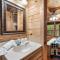 Spacious Mountain Cabin Perfect for Relaxing