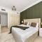 Spacious Home in the heart of Marina w Seaview
