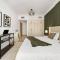 Spacious Home in the heart of Marina w Seaview