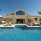 Villa Athena - Heated Pool Pickleball Court