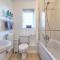 Chelmsford Apartment with Ensuite & Free Parking - Great Baddow