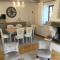 authentic provencal mas with pool, in the countryside of the village of sénas, close to the luberon and the alpilles, sleeps 8. - Sénas
