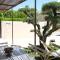 charming house with private pool in the heart of the village of aureille in the alpilles, 6 people.