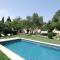 property in les baux de provence, private pool, magnificent view, ideal for 10 people in the alpilles.