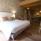 property in les baux de provence, private pool, magnificent view, ideal for 10 people in the alpilles.