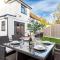 Spacious 4BR Home in Brentford Free Parking - 布伦特福德