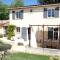 Air-conditioned villa with heated pool, Luberon, in Puget - 10 people - Puget