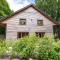 Throwley, woodland lodge with hot tubs for 14 - Oakamoor