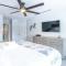 Miami amazing location, Luxury & Spacious, Large pool, BBQ, Game room, Pool - ميامي