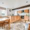 Beautiful Cottage in New Forest with Wood Burner