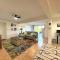 Beautiful Villa 4 bedr spread across 3 floors ! - Welches Hill