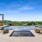VILLA SKYFALL