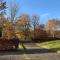 Bright, contemporary house & large private garden - Strathpeffer