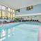 Ski on ski off, conveniently located, 2 bedroom condo with beautiful views, access to indoor pool Sunrise B3 - 基灵顿
